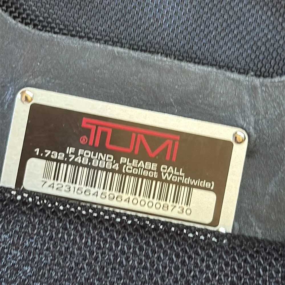 Tumi Made in the USA Crossbody Messenger Bag in Black